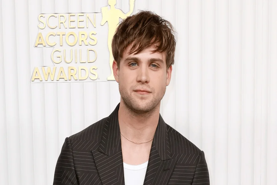 Leo Woodall Height